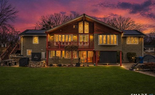 House in Trumbull, Connecticut, United States 1