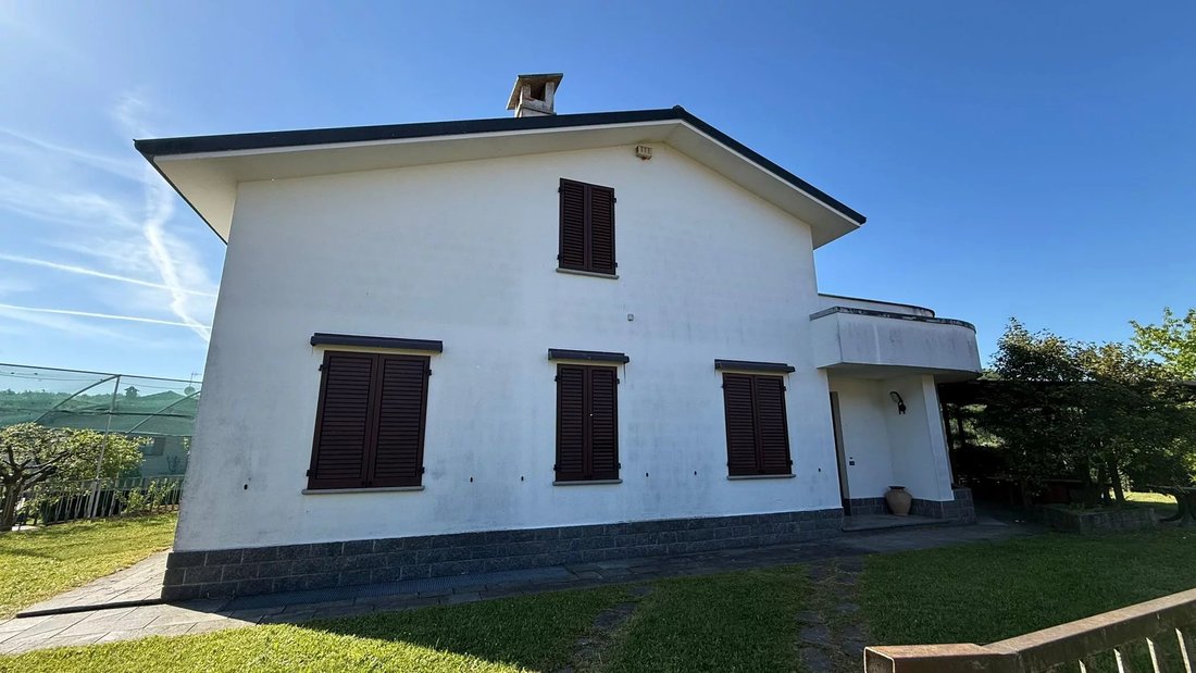 Villa in Lora, Como, Lombardy 4 - 17772067