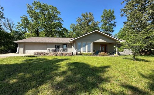 House in Arab, Missouri, United States 1