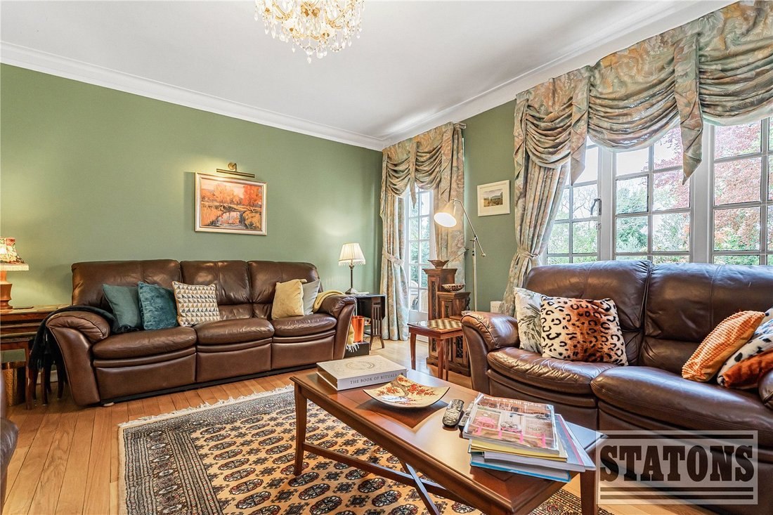 House in Barnet, England 4 - 17773382