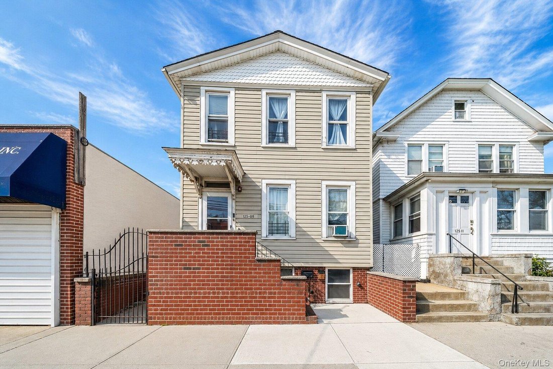 House in New York, New York, United States 1 - 17775220