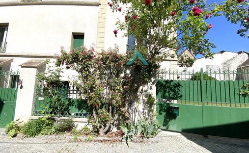 House in Mareil-Marly, Ile-de-France, France 1