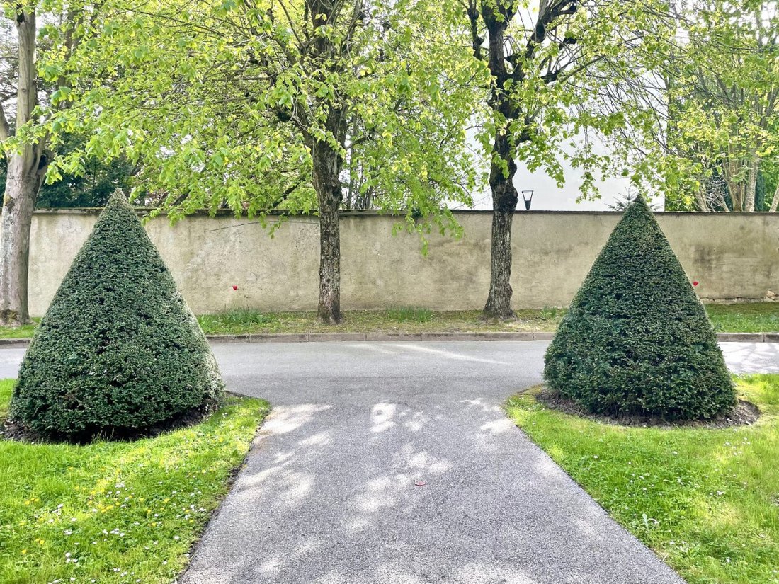 Apartment in Domaine National du Château, Versailles, France 2 - 17771744