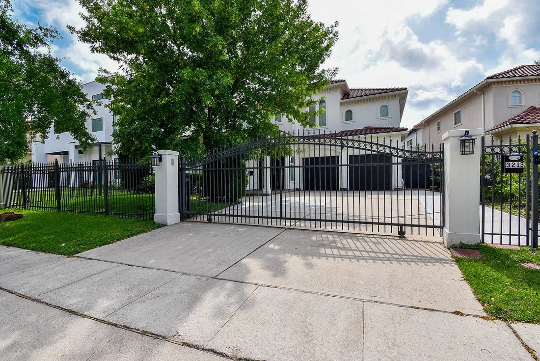 House in Houston, Texas, United States 2 - 17772488