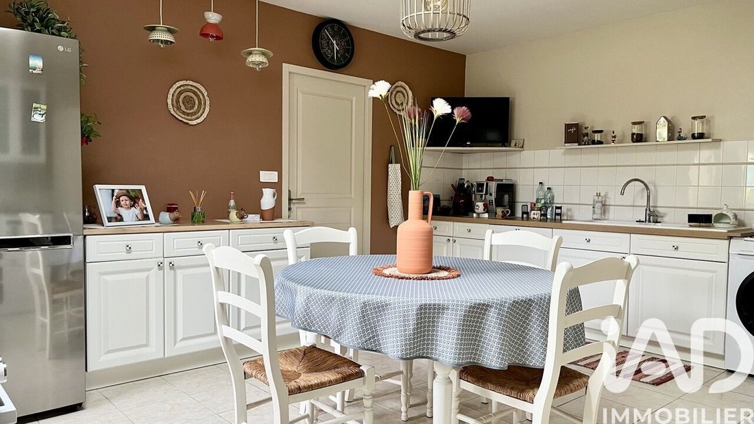 House in Saint-Fort-sur-le-Ne, Nouvelle-Aquitaine, France 4 - 17775265