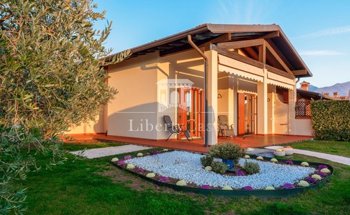 Villa a San Felice del Benaco, Lombardia, Italia 1