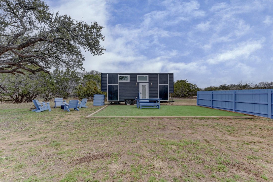 Wimberley, Texas, United States 3 - 17773672