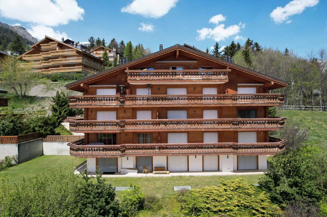 Magnificent 4.5 Room Apartment With Garden And Beautiful Views
