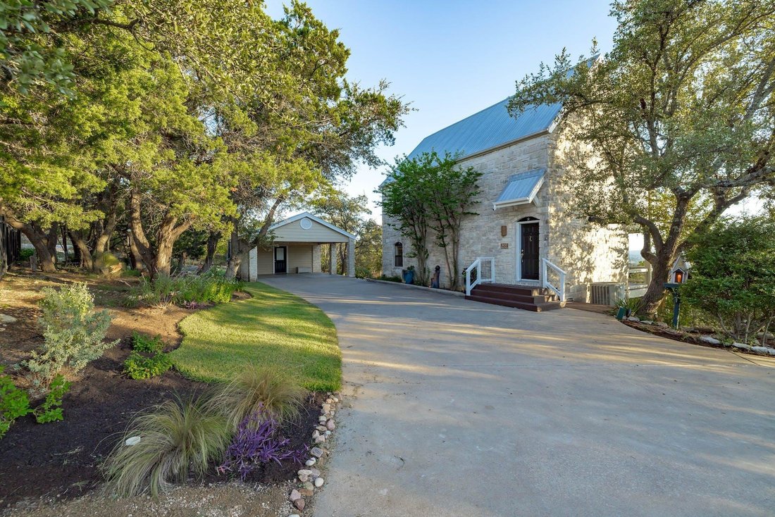 House in Jonestown, Texas, United States 1 - 17618351
