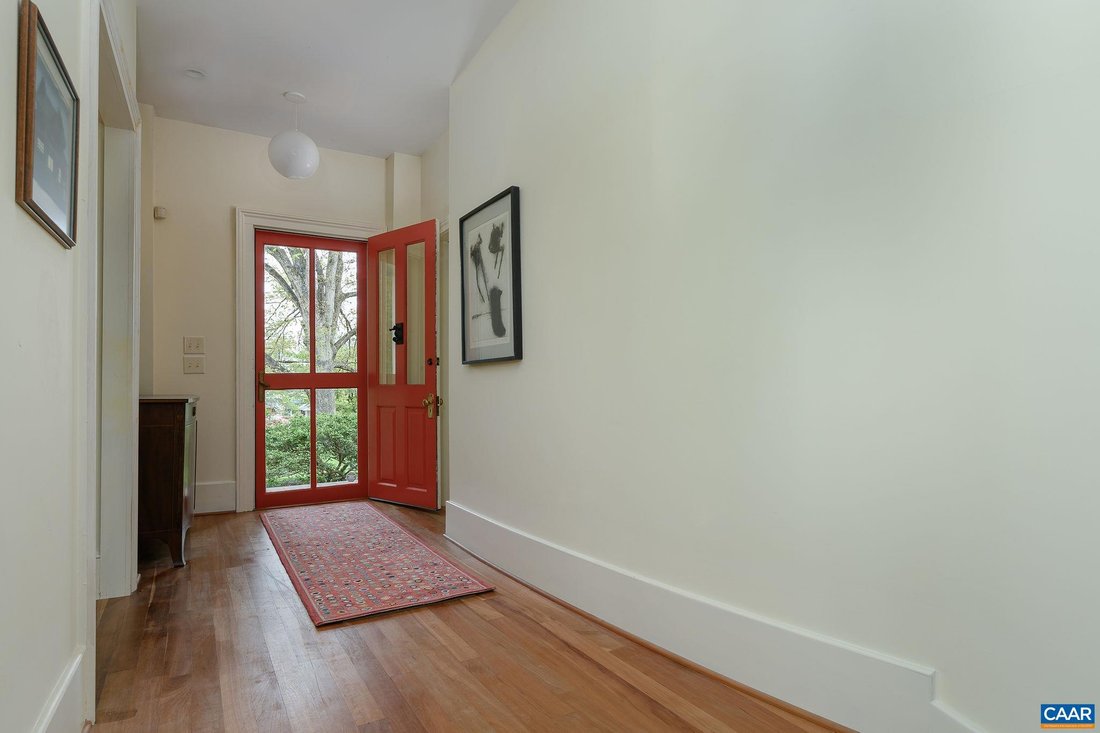 House in Charlottesville, Virginia, United States 4 - 17774549