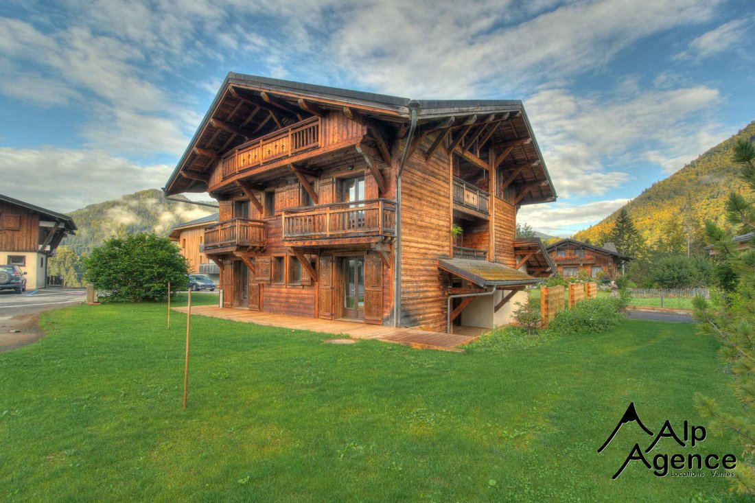 Chalet in Morzine, Auvergne-Rhône-Alpes, France 1 - 17489289