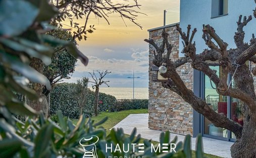House in Saint Pierre-La Rudelière, Les Sables-d'Olonne, France 1