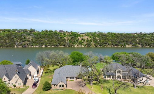 House in Granbury, Texas, United States 1