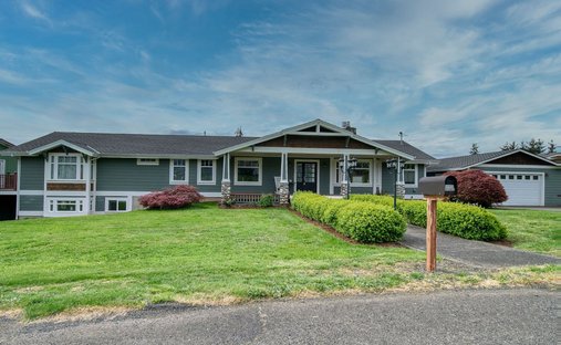 House in St. Helens, Oregon, United States 1
