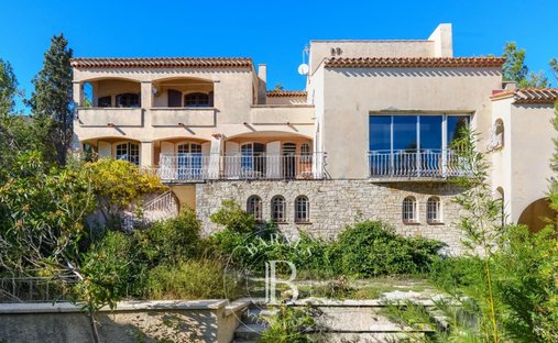 Villa in Le Brulot-Valapoux, Sausset-les-Pins, France 1