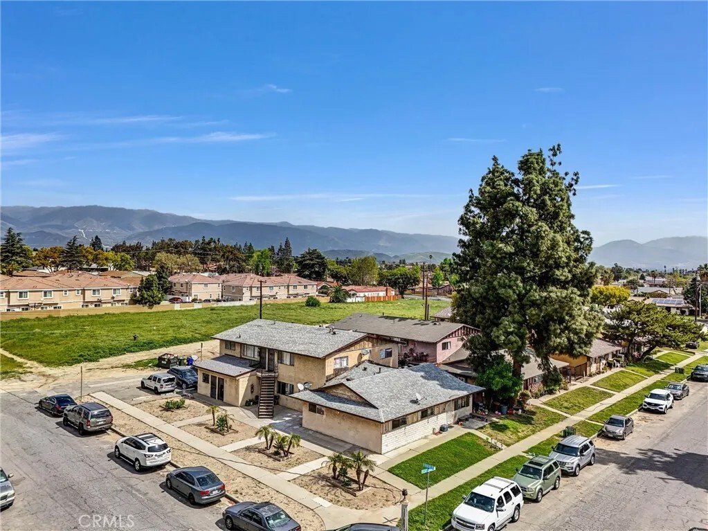 Rialto, California, United States 1 - 16535558