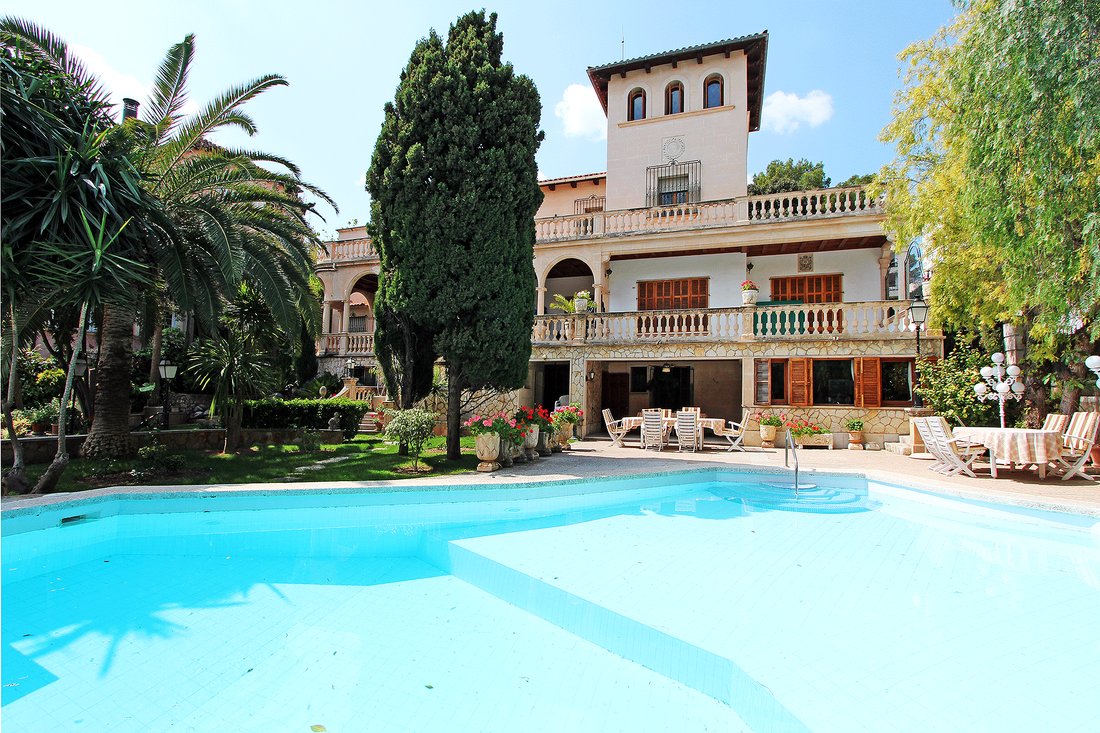 Villa in Genoa, Palma, Balearic Islands 1 - 17774486