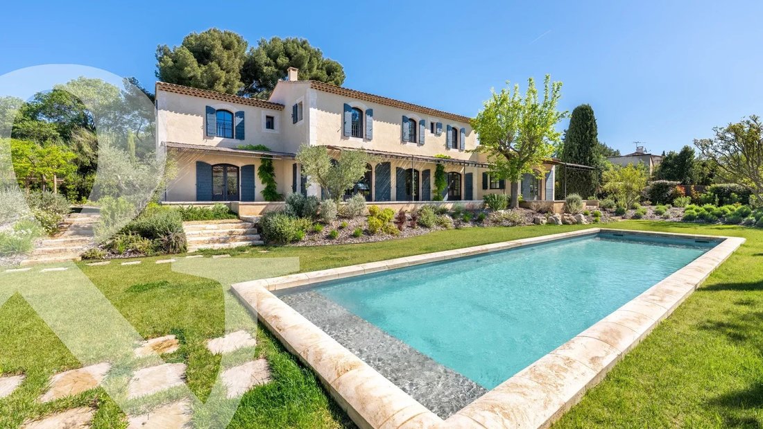 House in Maussane-les-Alpilles, Provence-Alpes-Côte d'Azur, France 1 - 15809001