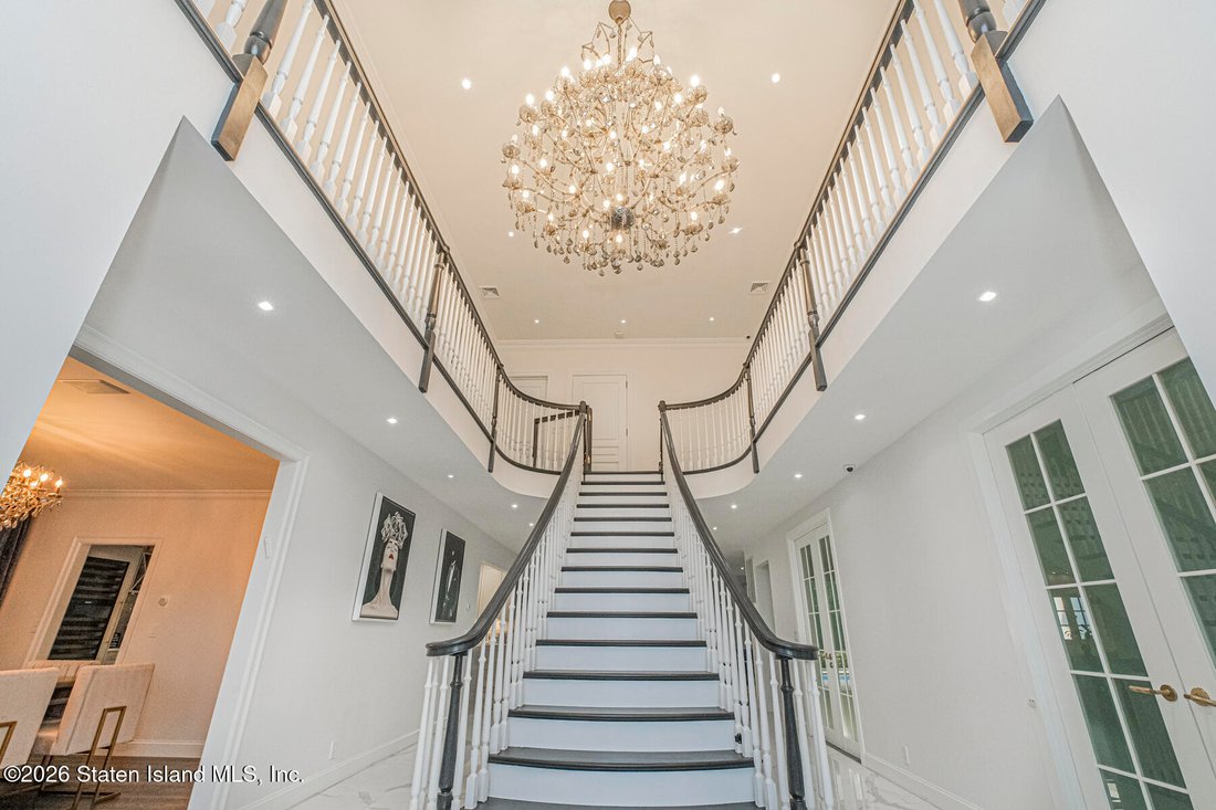 House in New York, New York, United States 4 - 17523627