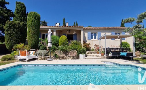 House in Caumont-sur-Durance, Provence-Alpes-Côte d'Azur, France 1