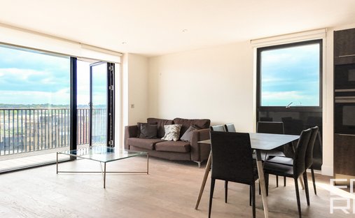Apartment in South Lambeth, Wandsworth (Greater London), England 1