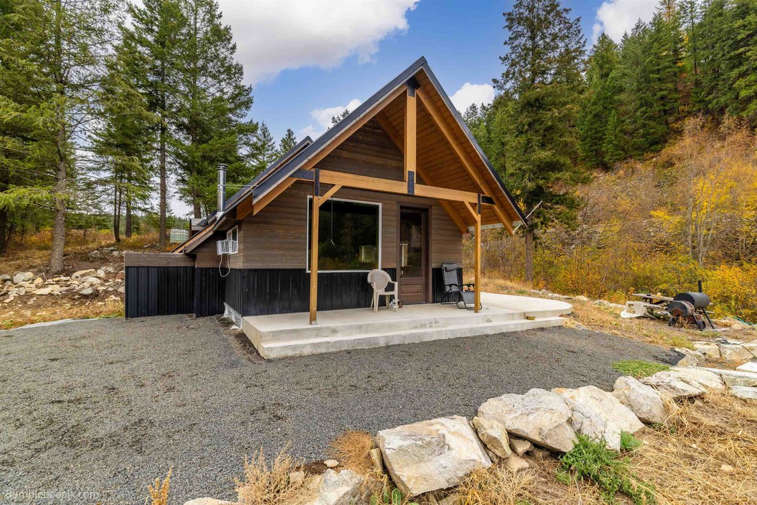 House in Newport, Washington, United States 2 - 17773438