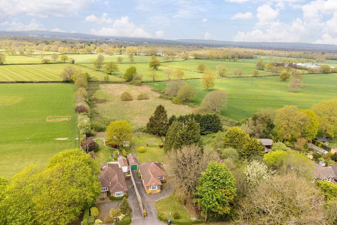 House in South Godstone, England 3 - 17772081