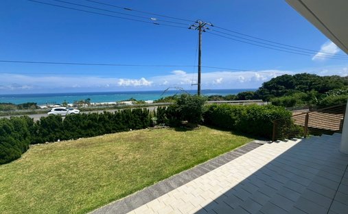 Casa a Nanjo, Okinawa, Giappone 1