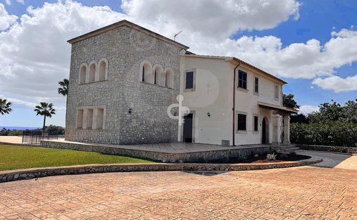 Finca in Felanitx, Balearic Islands, Spain 1