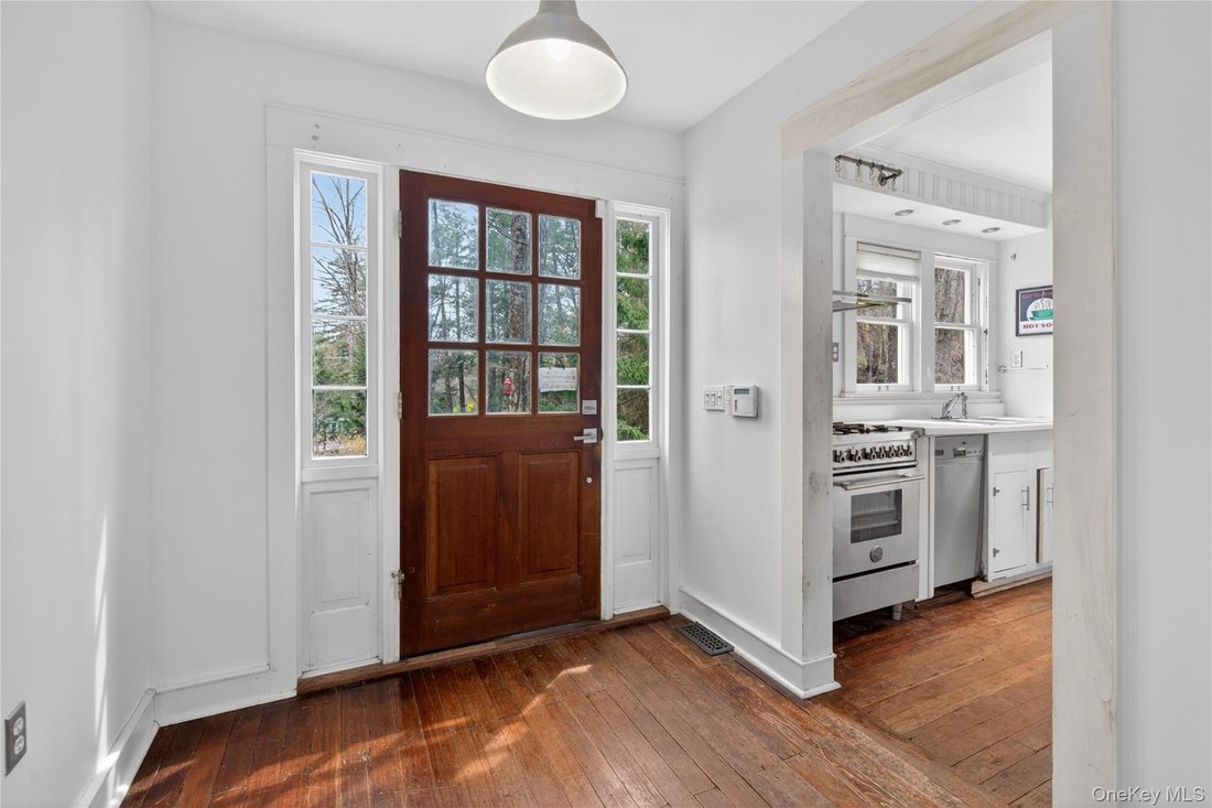House in Kingston, New York, United States 3 - 17772467