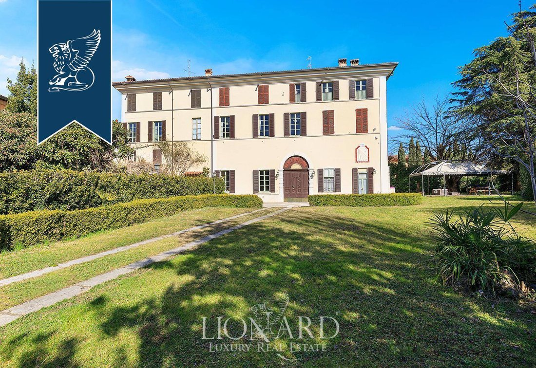 Villa in Gavardo, Lombardy, Italy 1 - 17775381