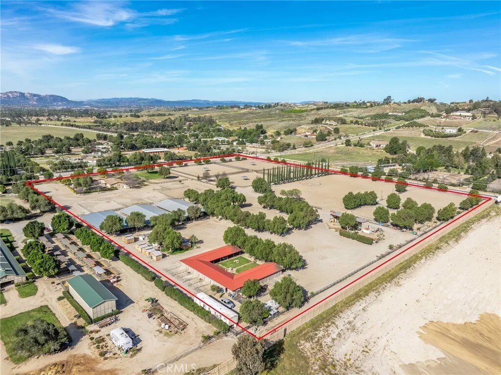 Temecula, California, United States 3 - 17771437