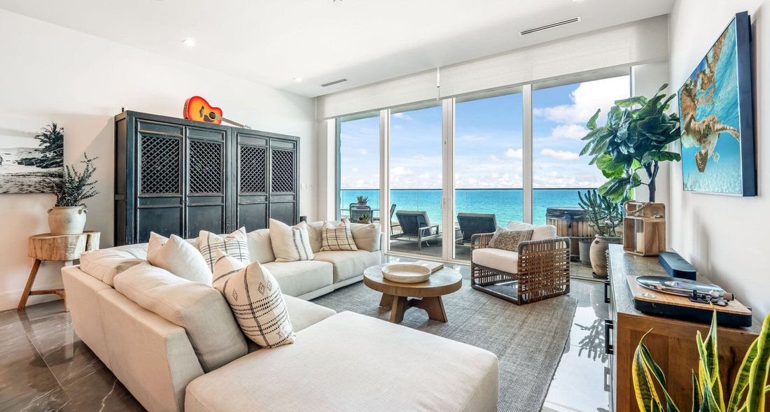 Apartment in George Town, George Town, Cayman Islands 1 - 17775095