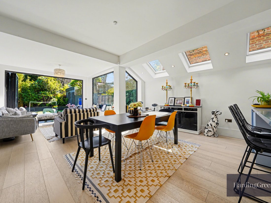 House in Willesden Green, Brent, England 1 - 17774989