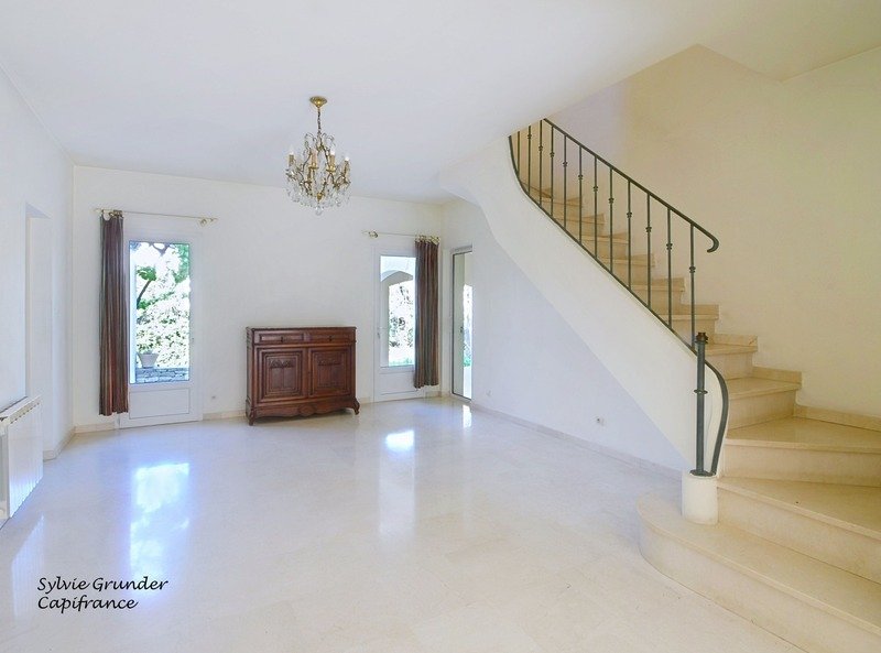House in Bel Air-Jasse des Bernades La Crau-Les Barettes, Salon-de-Provence, France 2 - 17772187