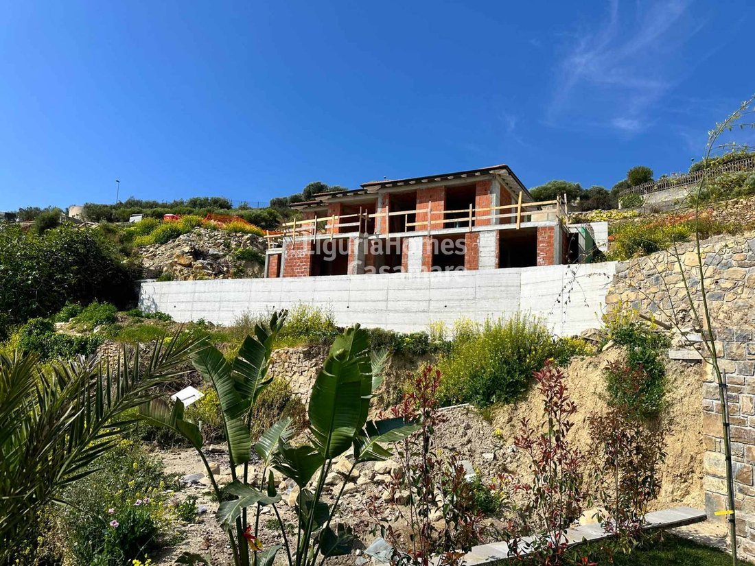 Villa in Bordighera, Liguria, Italy 3 - 17772105