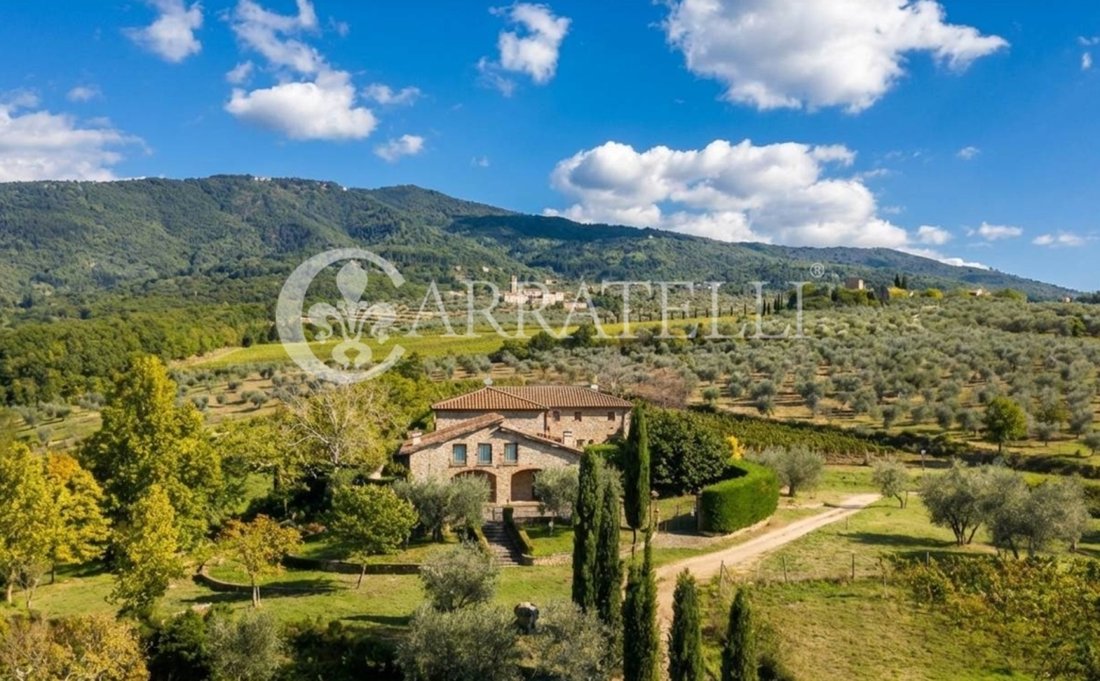 Farm Ranch in San Donato Fronzano, Reggello, Tuscany 1 - 17773910