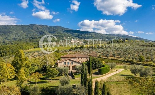 Farm Ranch in San Donato Fronzano, Reggello, Tuscany 1