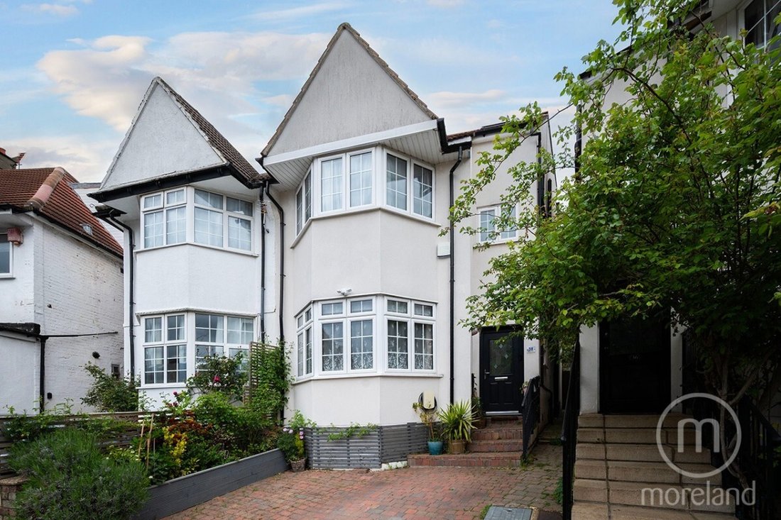 House in Temple Fortune, Barnet, England 1 - 17776812