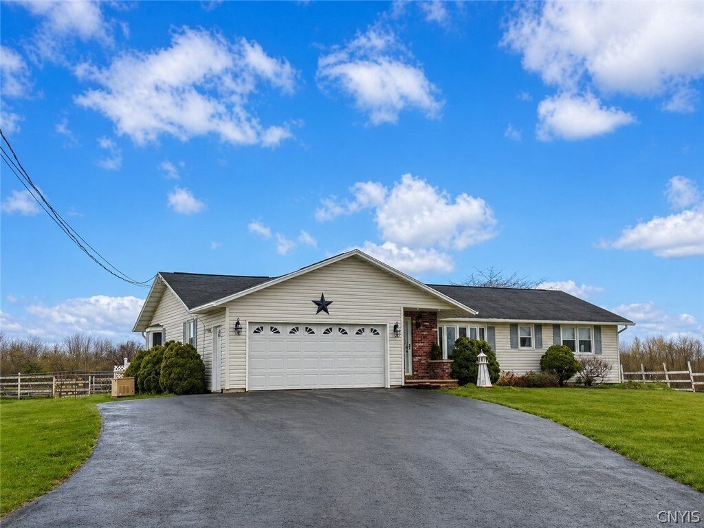 House in Brewerton, New York, United States 1 - 17771278