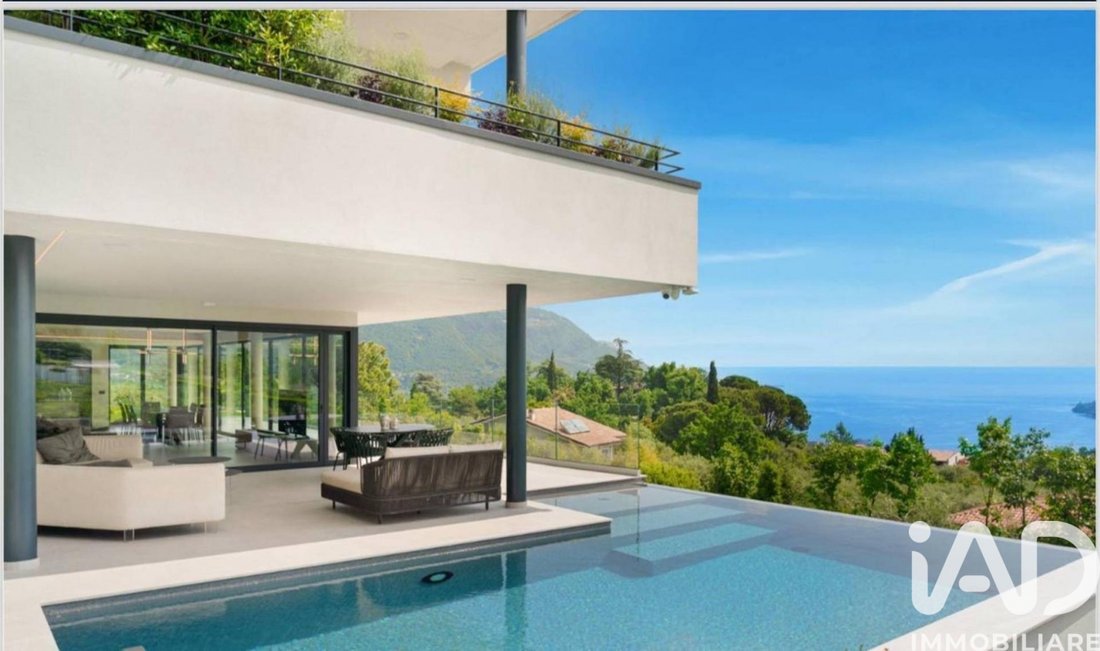 Villa in Salo, Lombardy, Italy 1 - 17776232