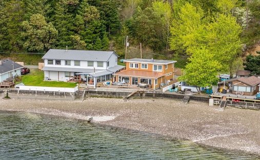 House in Tahuya, Washington, United States 1