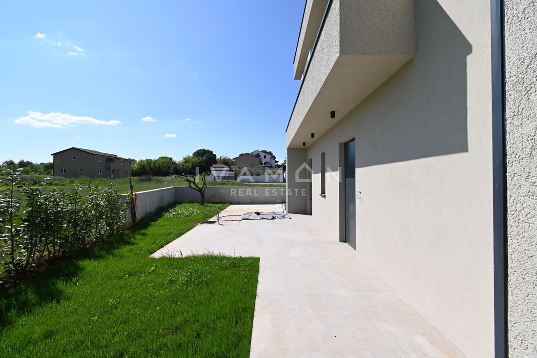 House in Porec, Istria County, Croatia 4 - 16258358