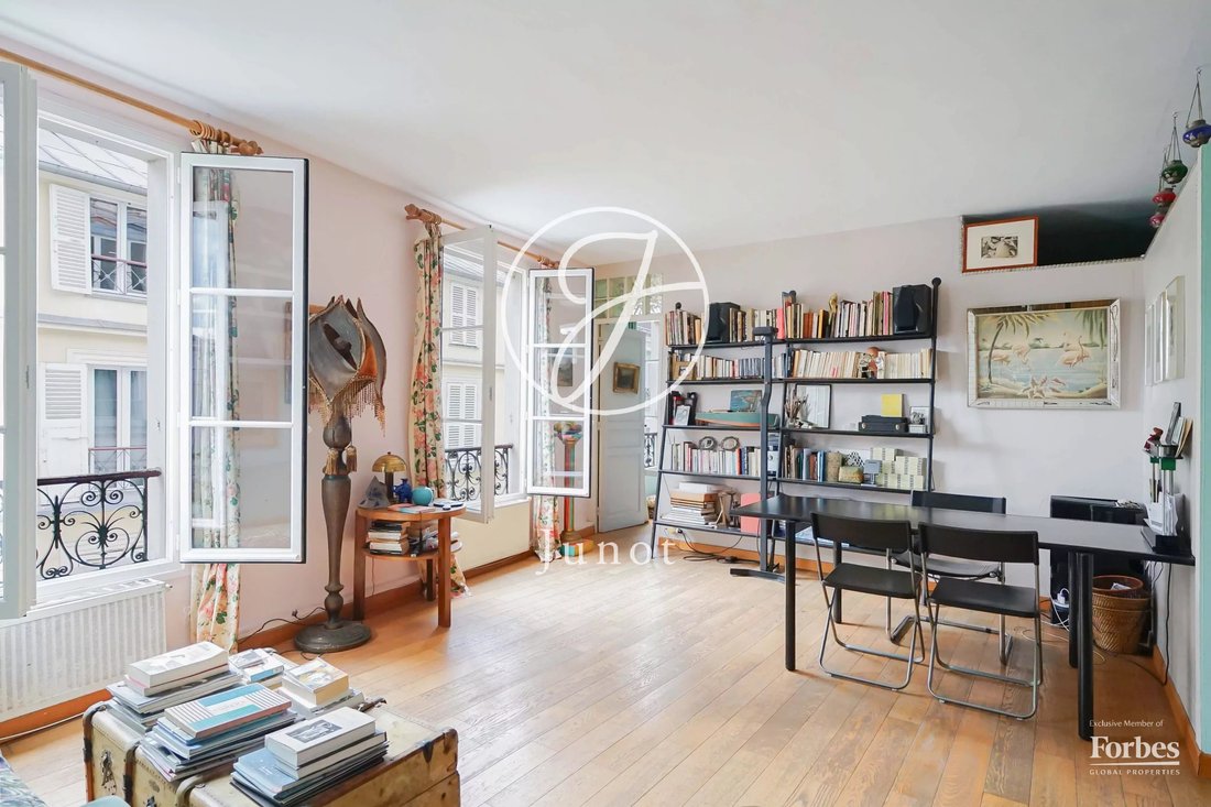 Apartment in Montmartre, Paris 18e Arrondissement, Paris 4 - 16316090