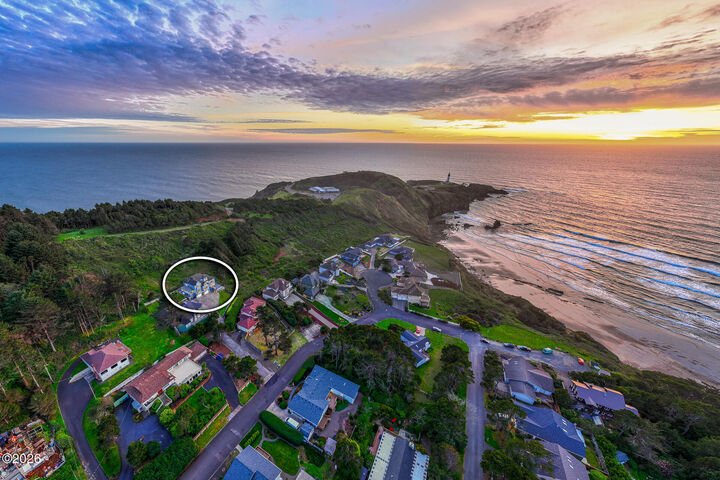 House in Newport, Oregon, United States 3 - 17776445