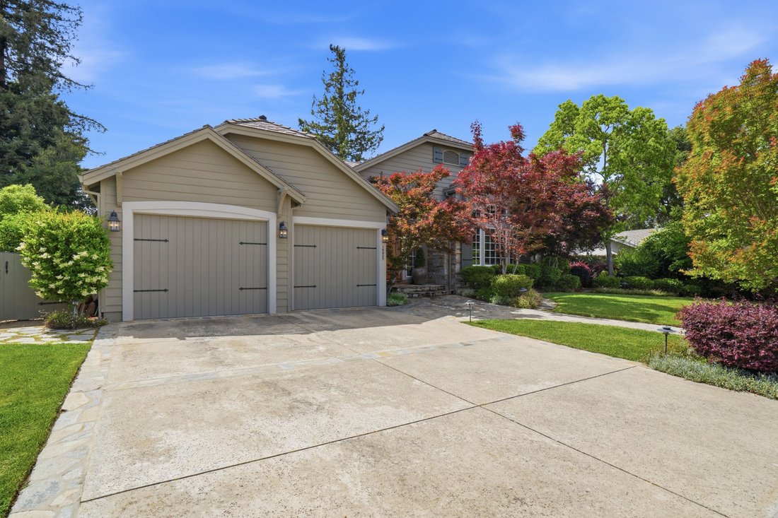 House in Los Gatos, California, United States 3 - 17772232