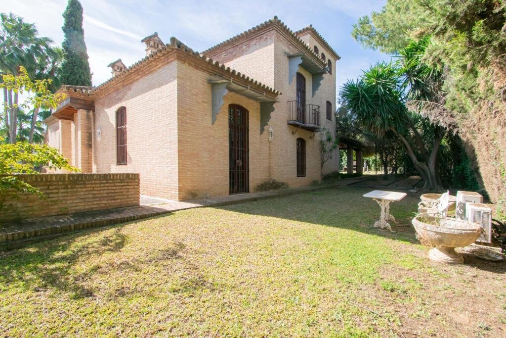 House in Valencina de la Concepcion, Andalusia, Spain 5 - 17737955