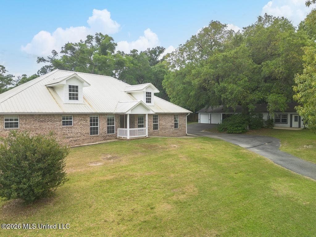 House in Biloxi, Mississippi, United States 1 - 17772768