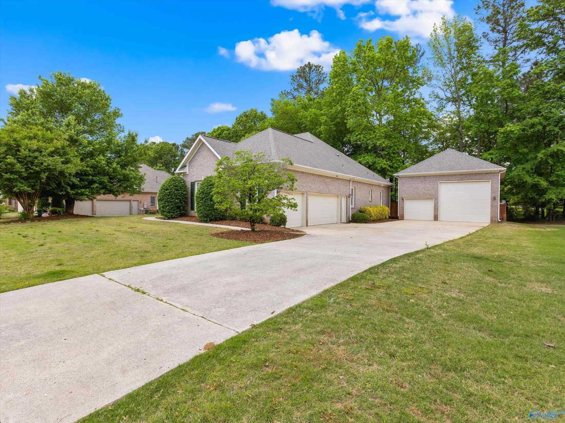 House in Redstone Arsenal, Alabama, United States 1 - 17771273