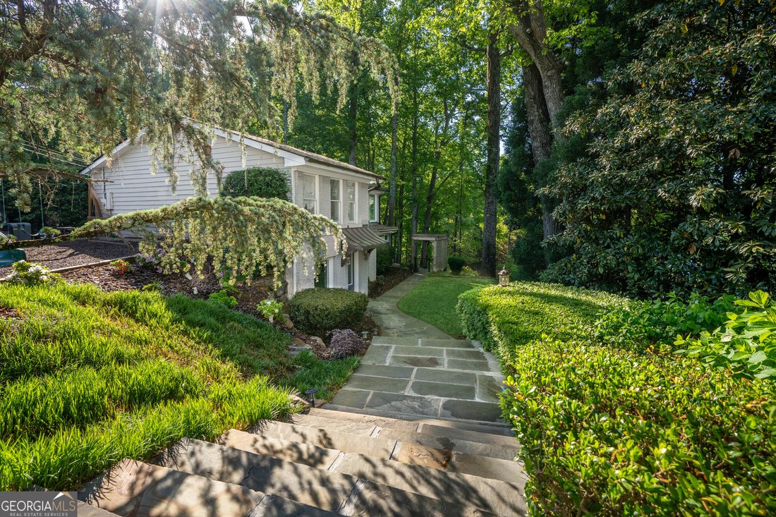 House in Flowery Branch, Georgia, United States 4 - 17270899